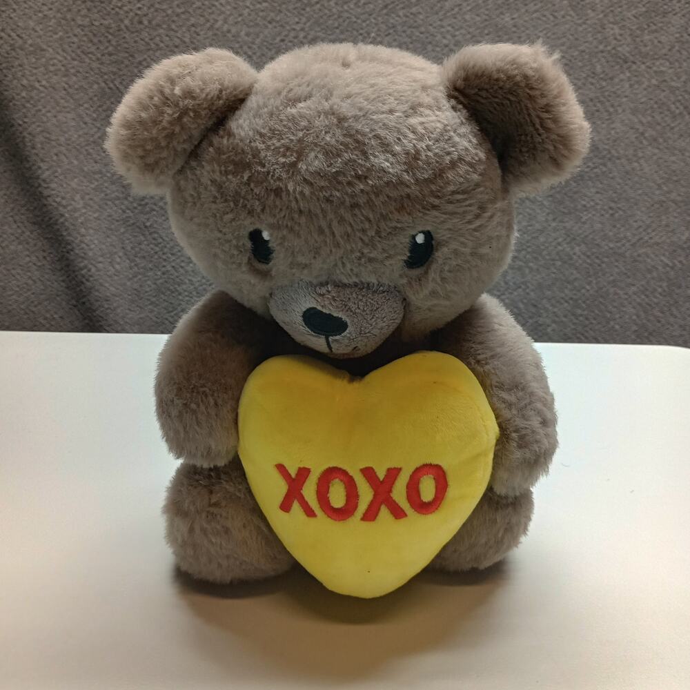 Sweethearts XOXO Plush Heart Valentine Day Gift Bear